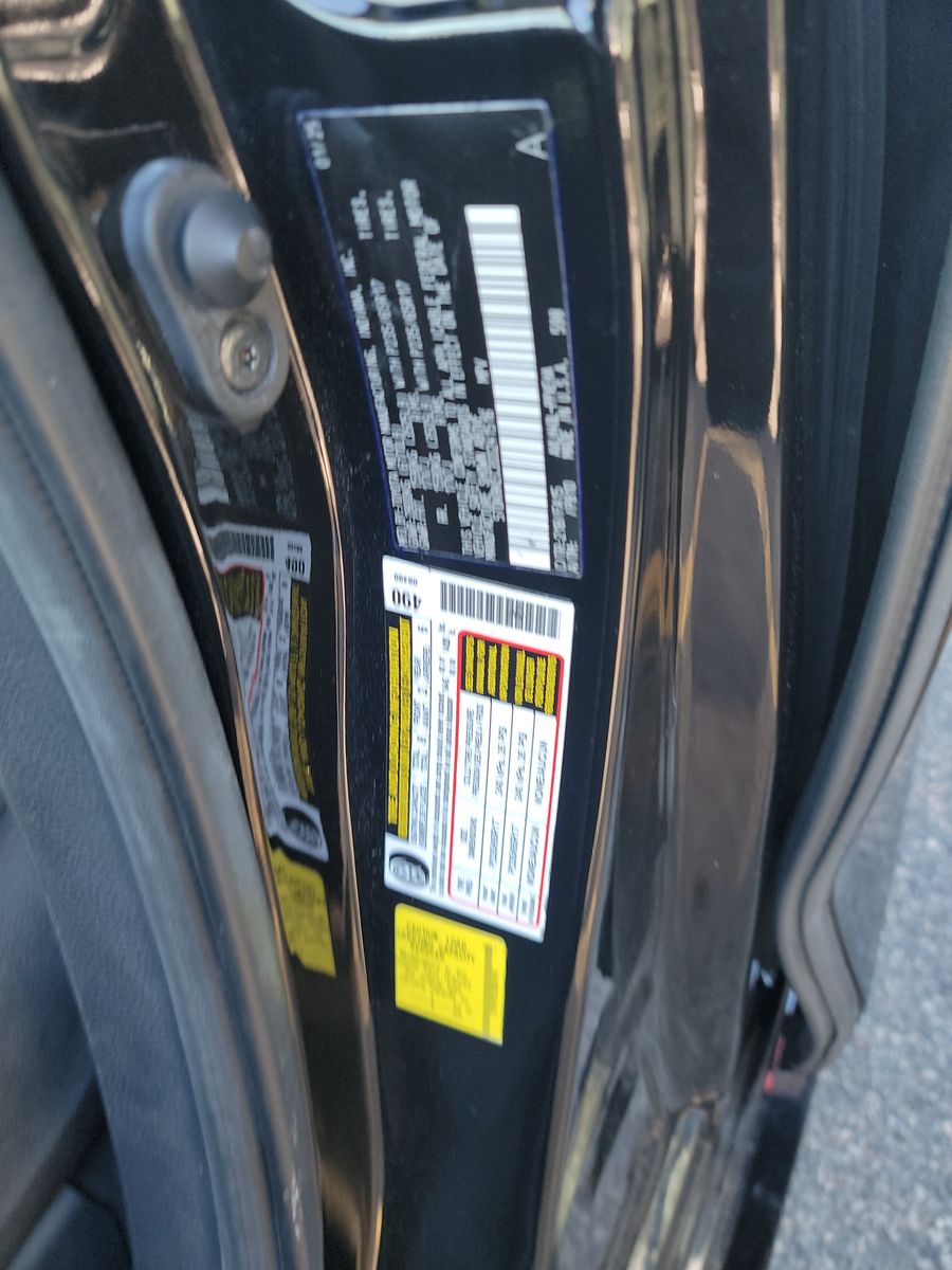 2025 Toyota Sienna LE FWD