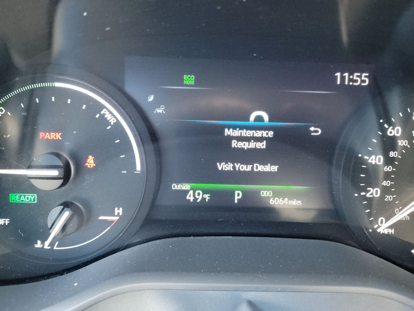 2025 Toyota Sienna LE FWD