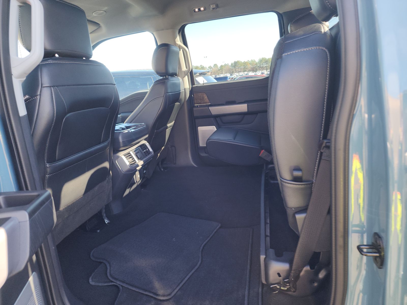 2023 Ford F-150 Lariat AWD