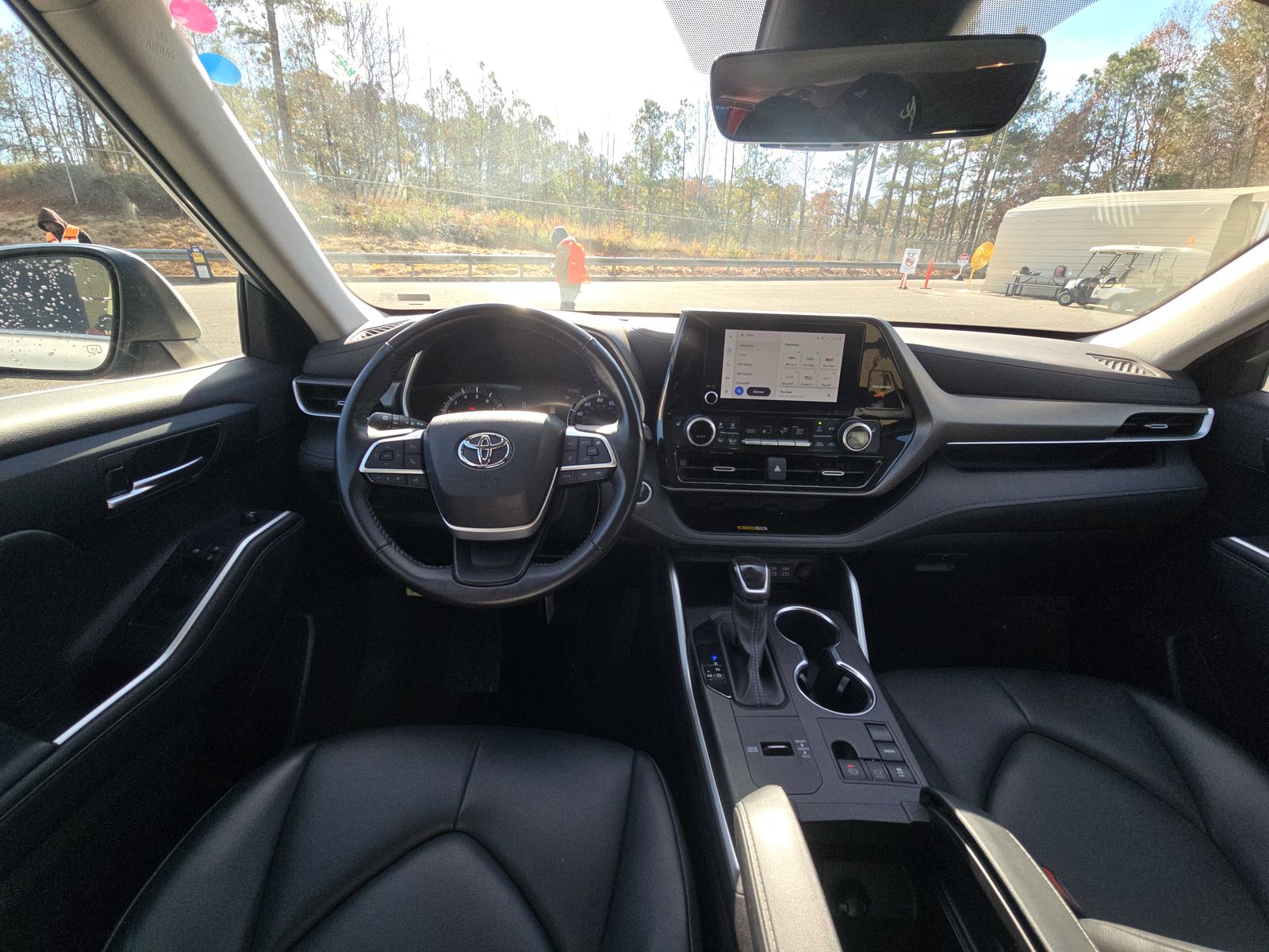 2024 Toyota Highlander XLE FWD