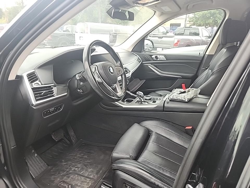 2022 BMW X7 xDrive40i AWD