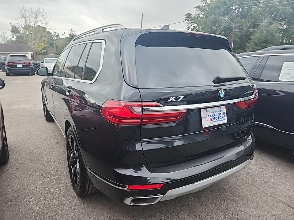2022 BMW X7 xDrive40i AWD