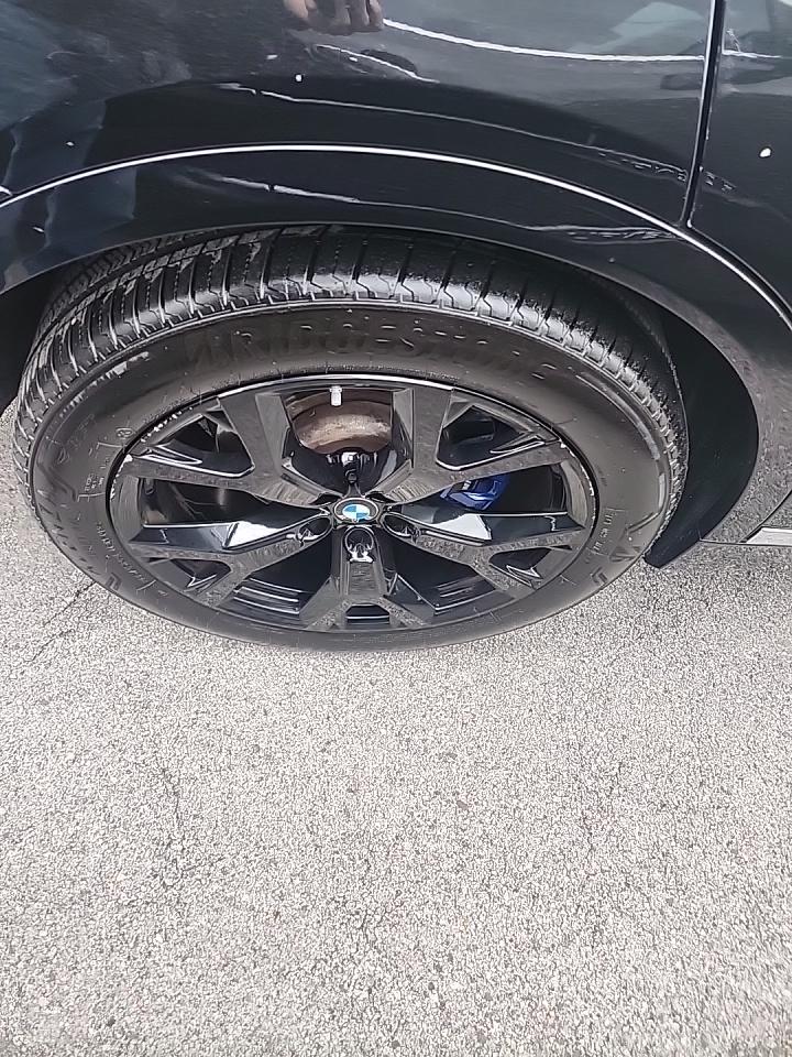 2022 BMW X7 xDrive40i AWD