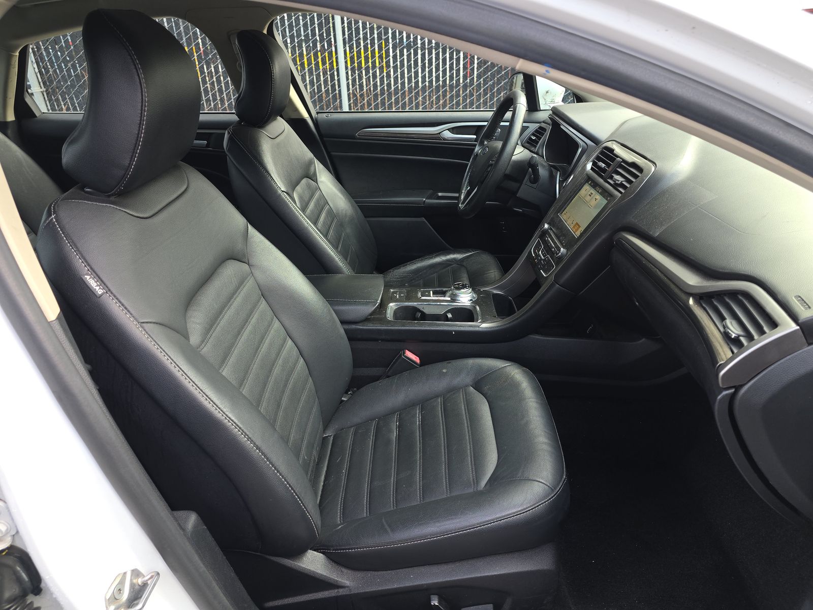 FORD FUSION - 9