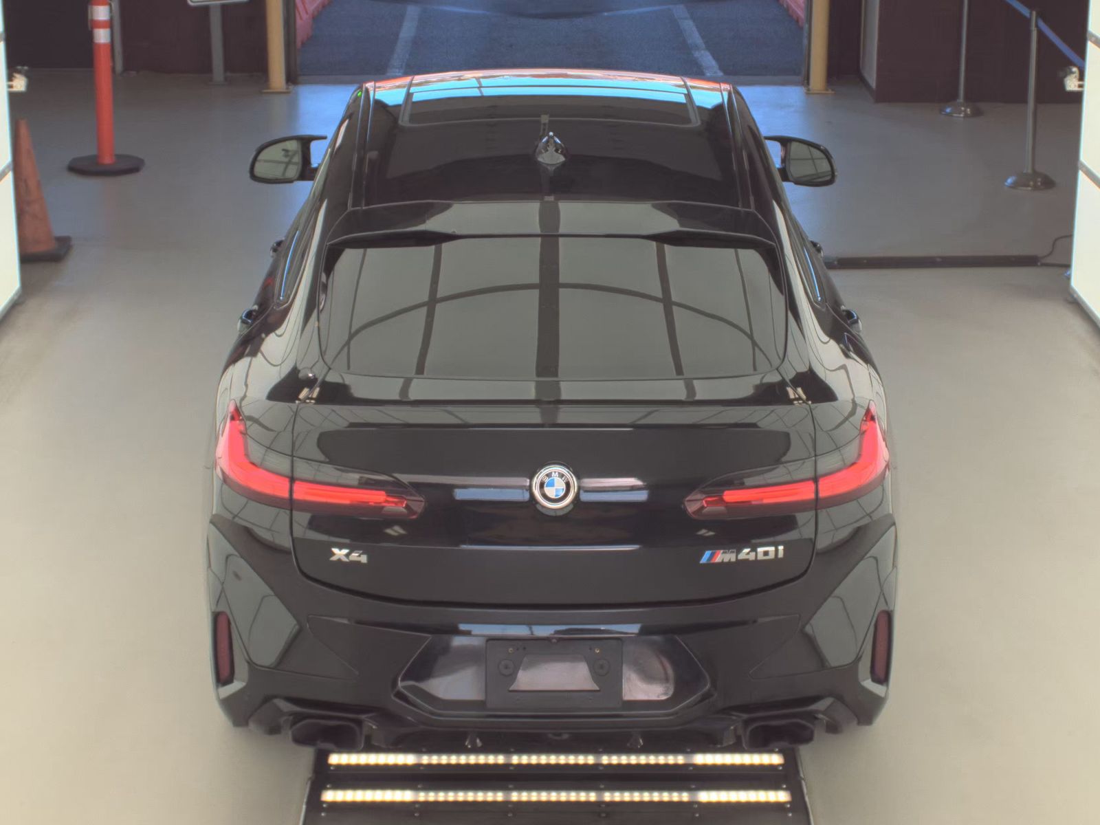 2023 BMW X4 M40i AWD