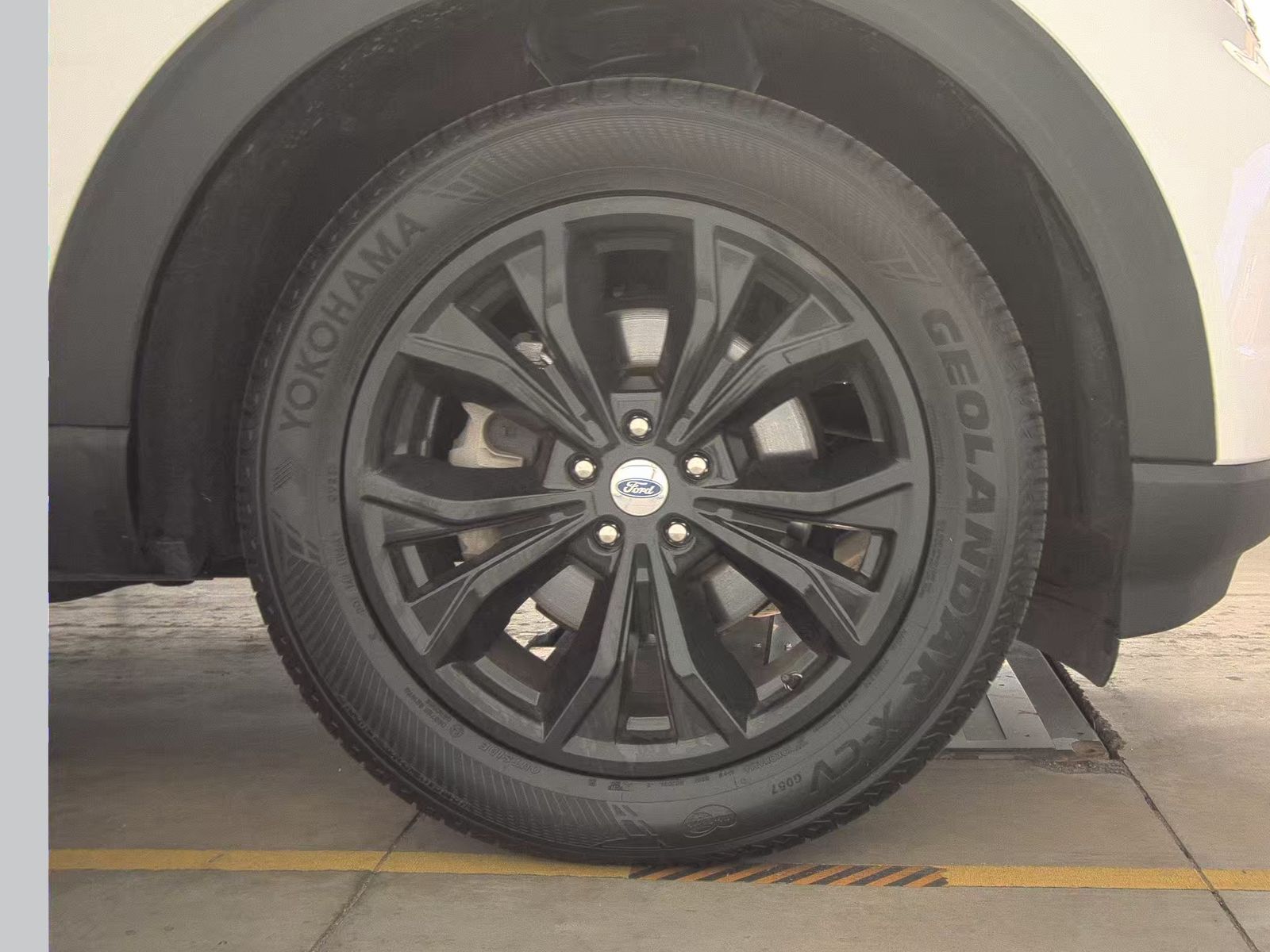 2023 Ford Explorer Limited AWD