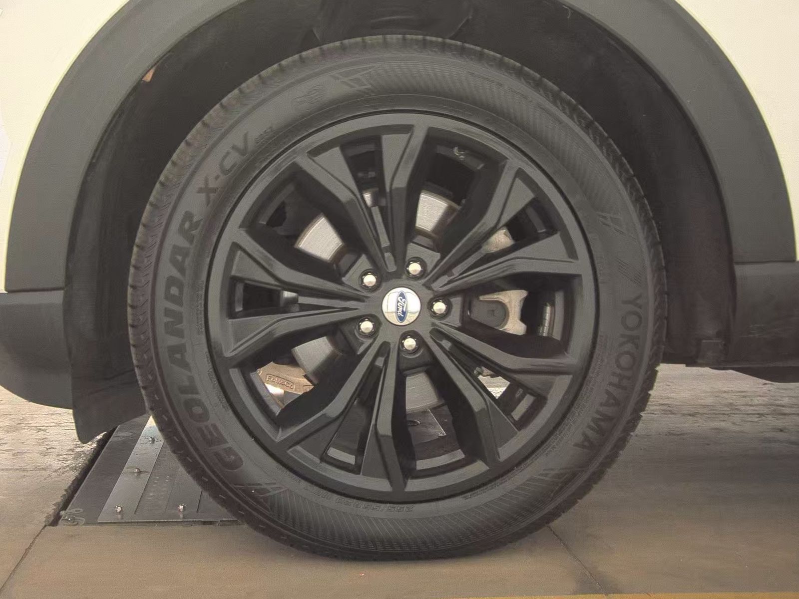 2023 Ford Explorer Limited AWD