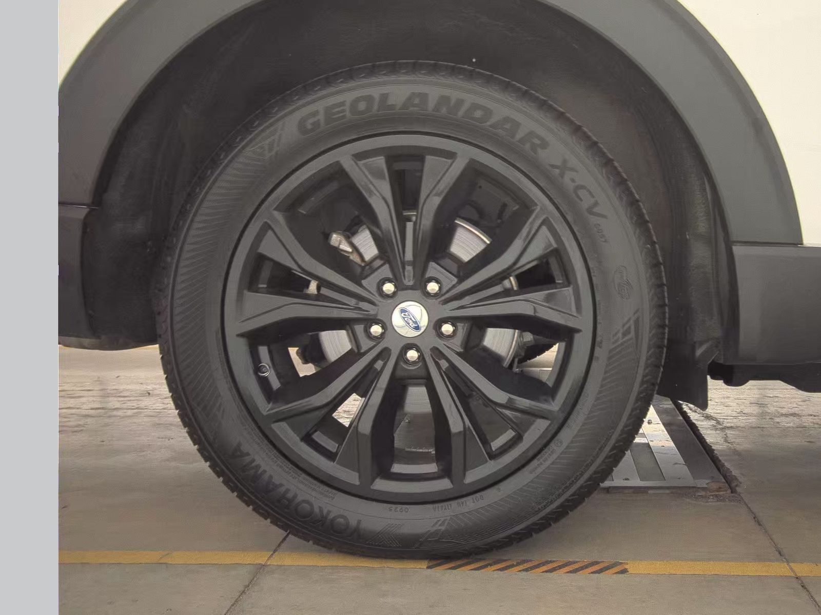 2023 Ford Explorer Limited AWD