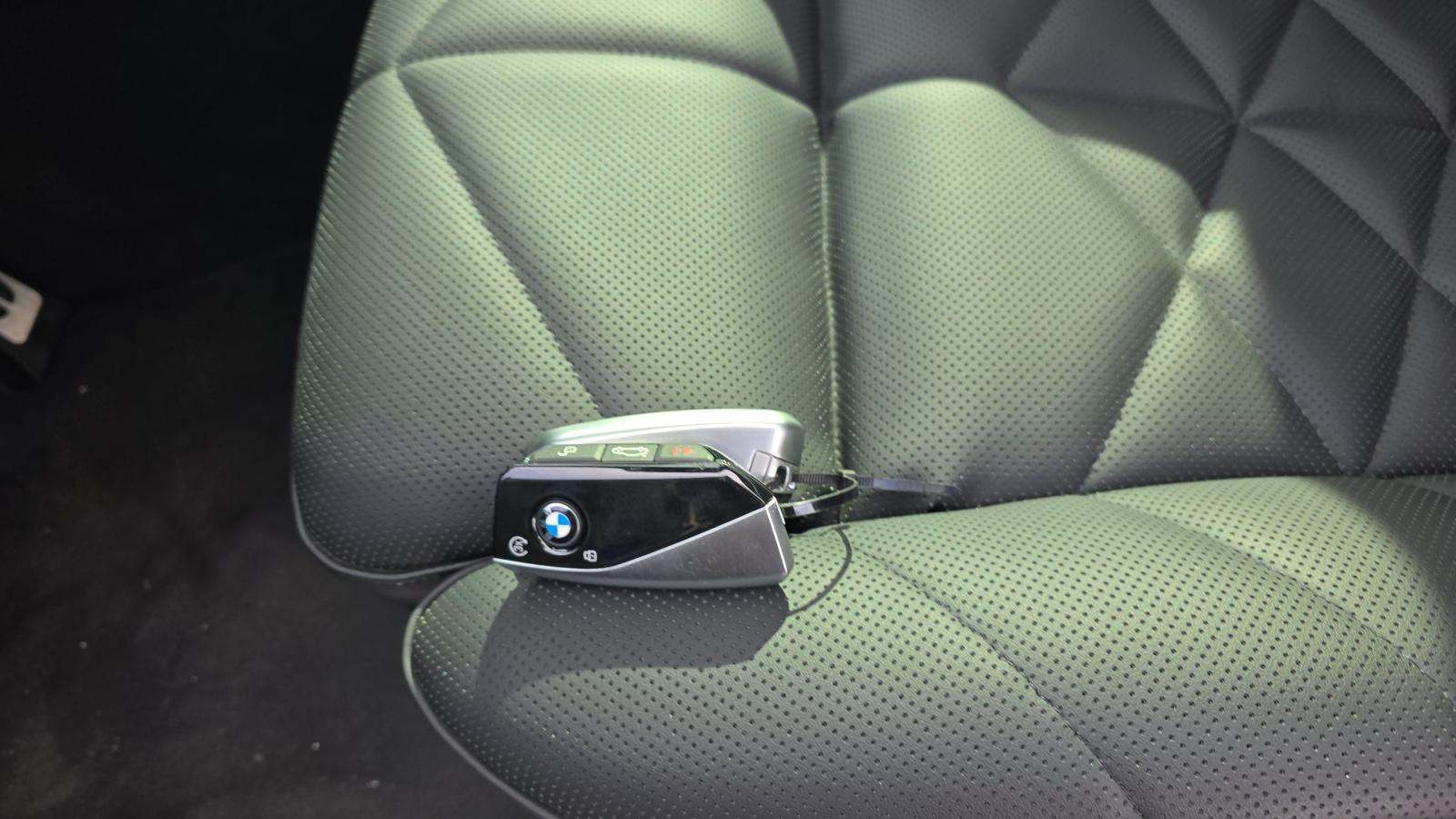 2025 BMW 7 Series 740i RWD