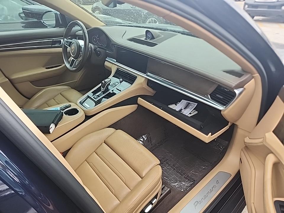 2018 Porsche Panamera 4 AWD