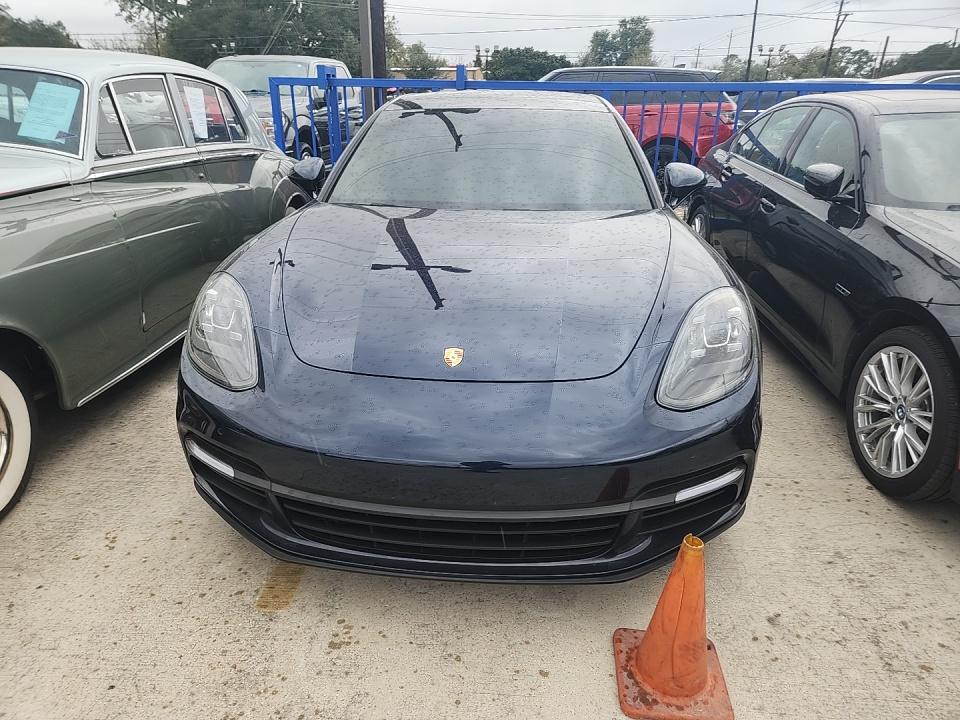 2018 Porsche Panamera 4 AWD