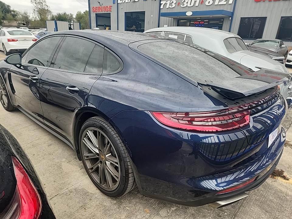 2018 Porsche Panamera 4 AWD