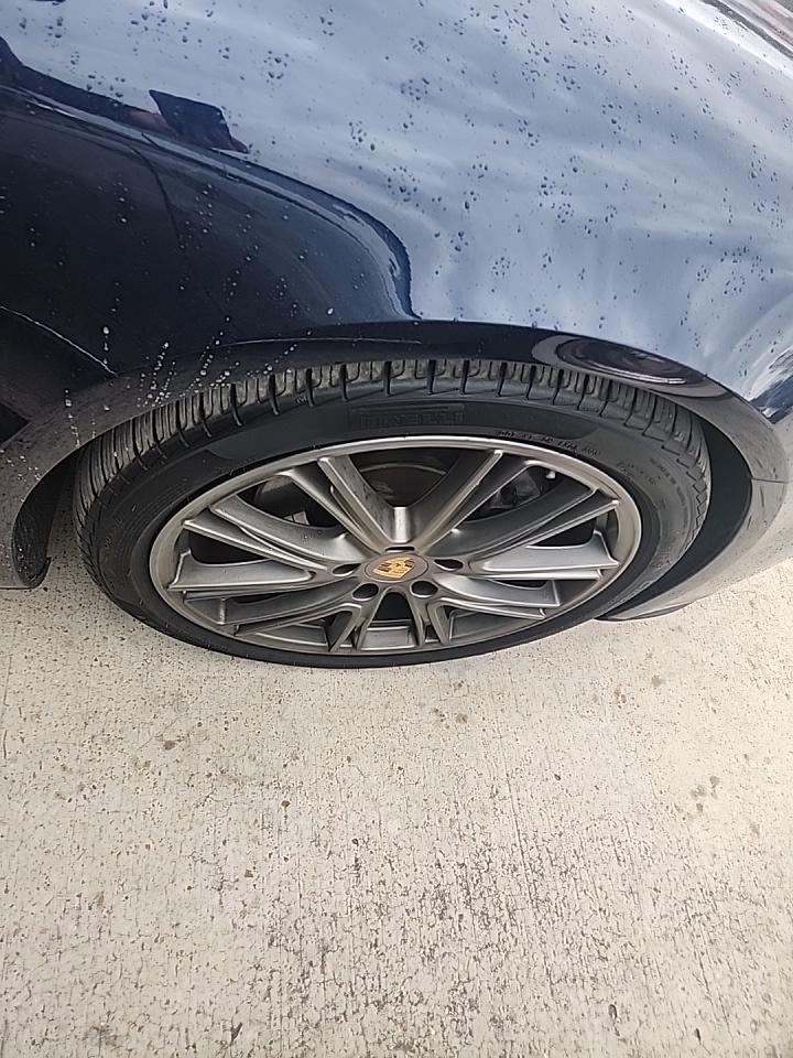 2018 Porsche Panamera 4 AWD