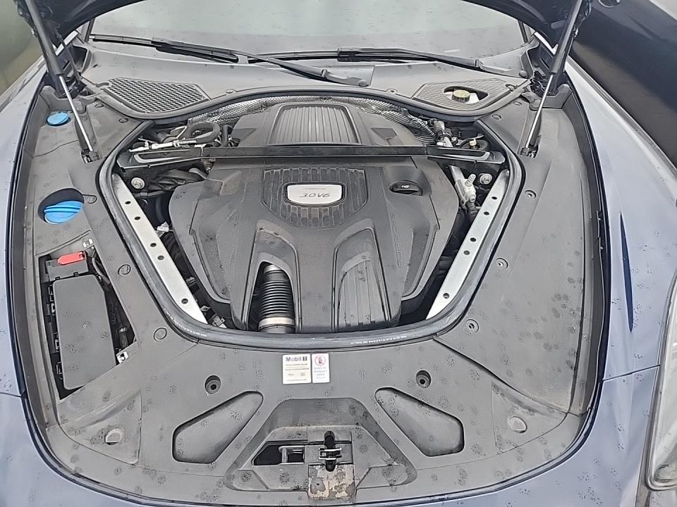 2018 Porsche Panamera 4 AWD