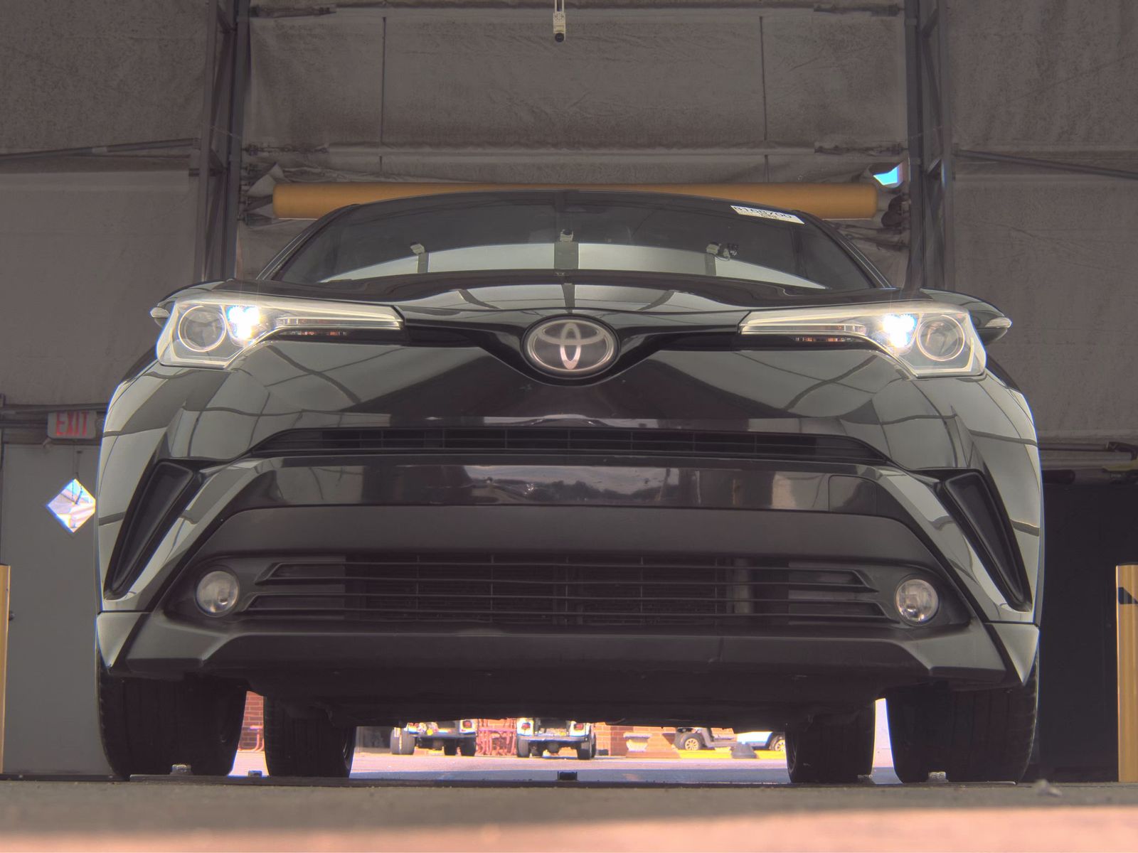 2018 Toyota C-HR XLE Premium FWD