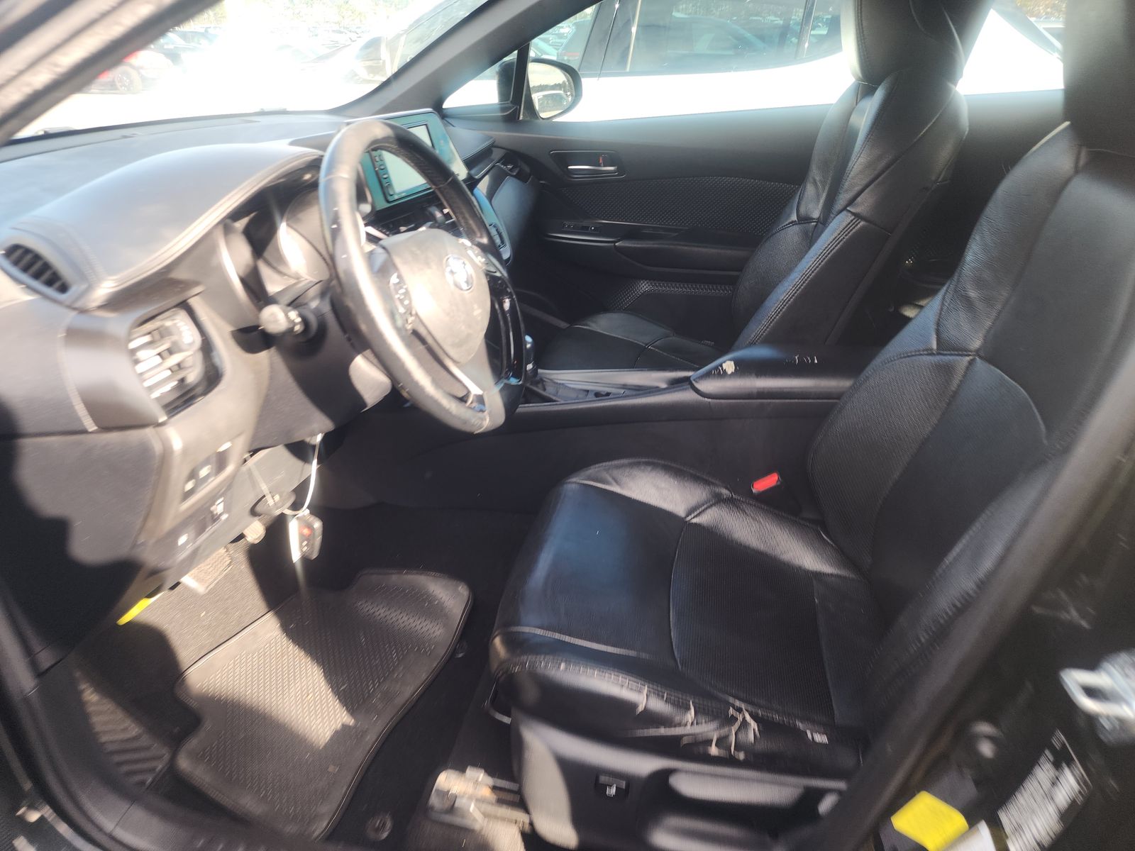 2018 Toyota C-HR XLE Premium FWD