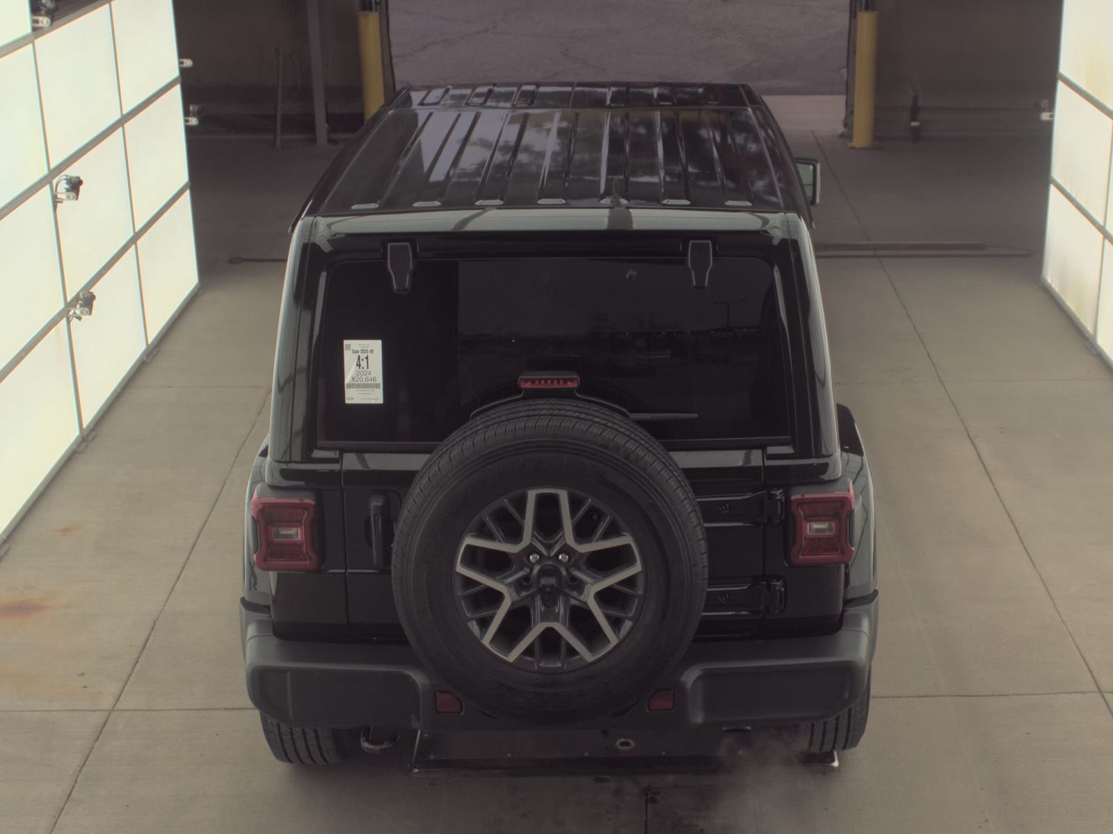 2024 Jeep Wrangler Sahara AWD