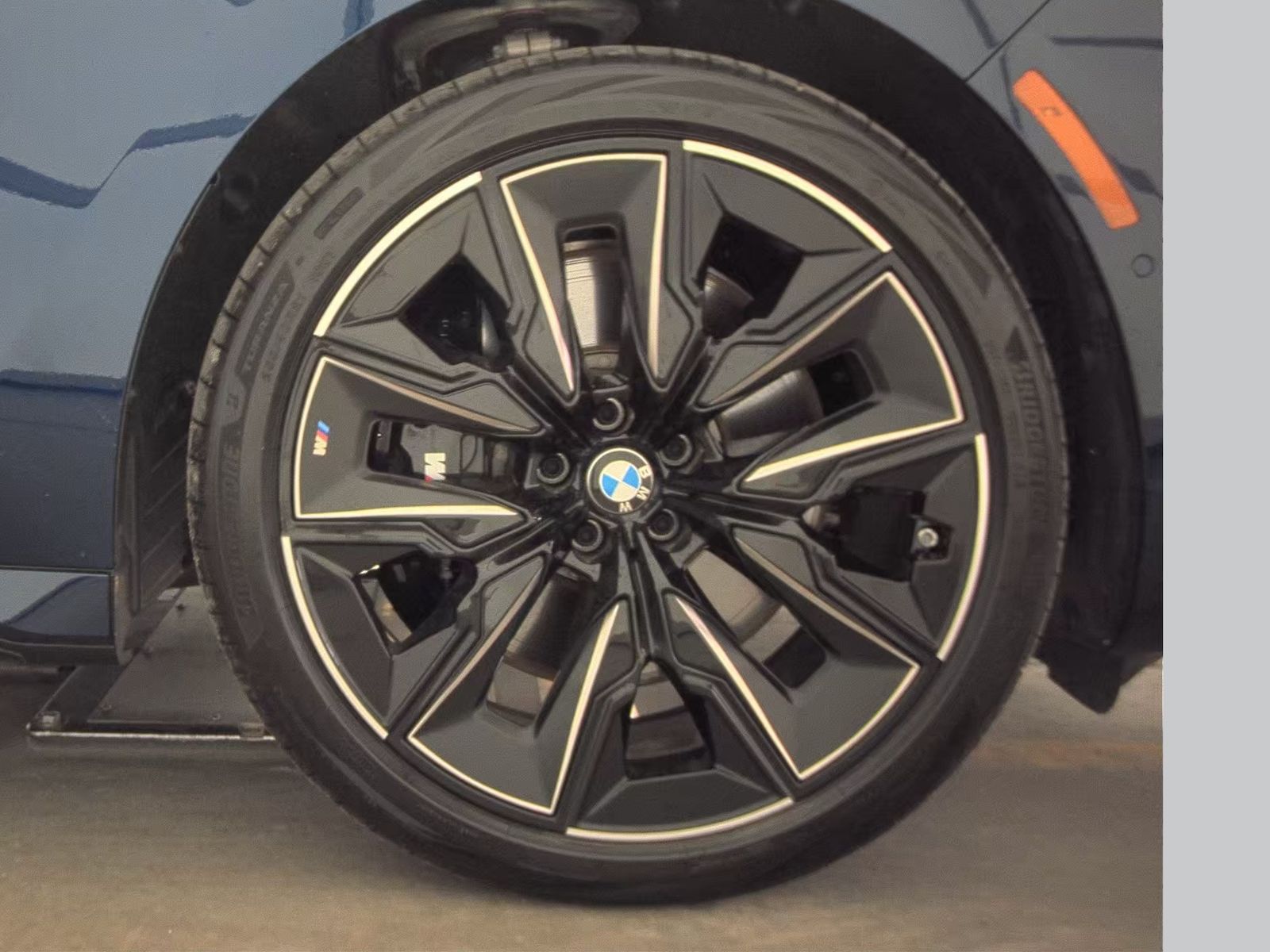 2025 BMW 7 Series 760i xDrive AWD