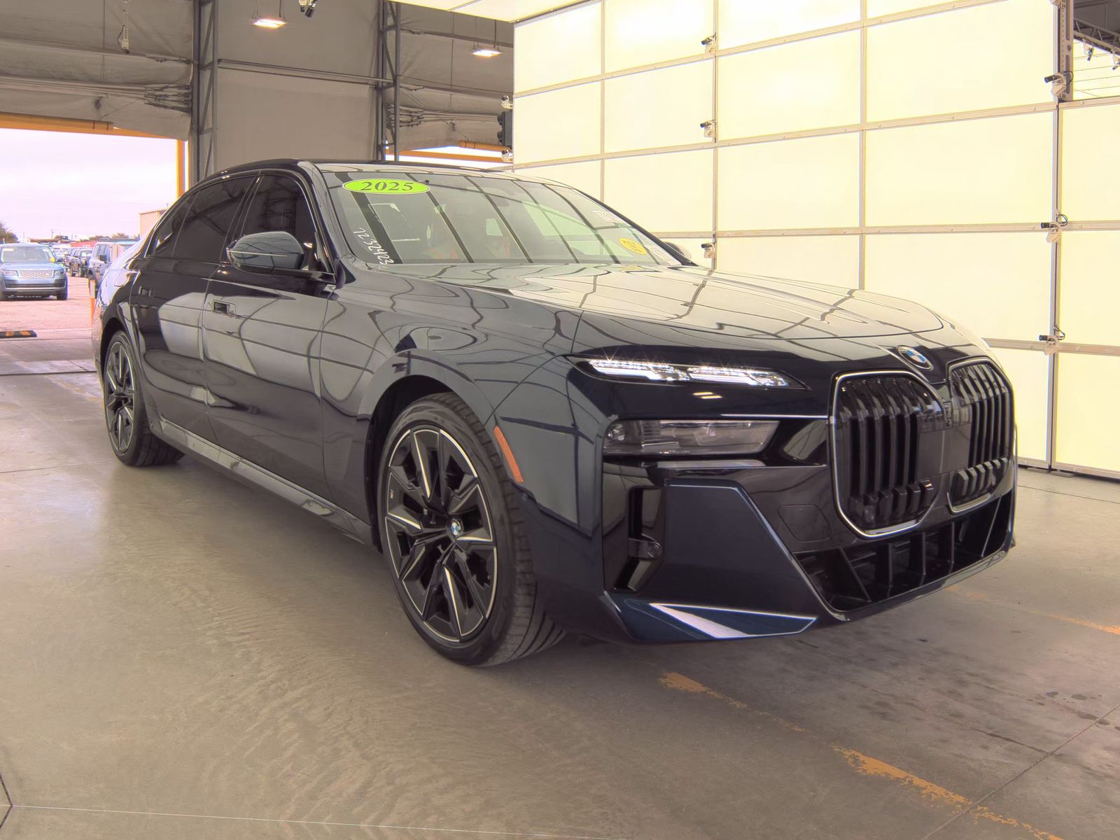 2025 BMW 7 Series 760i xDrive AWD