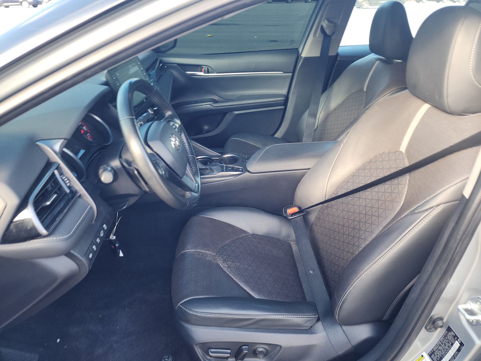 2023 Toyota Camry XSE FWD