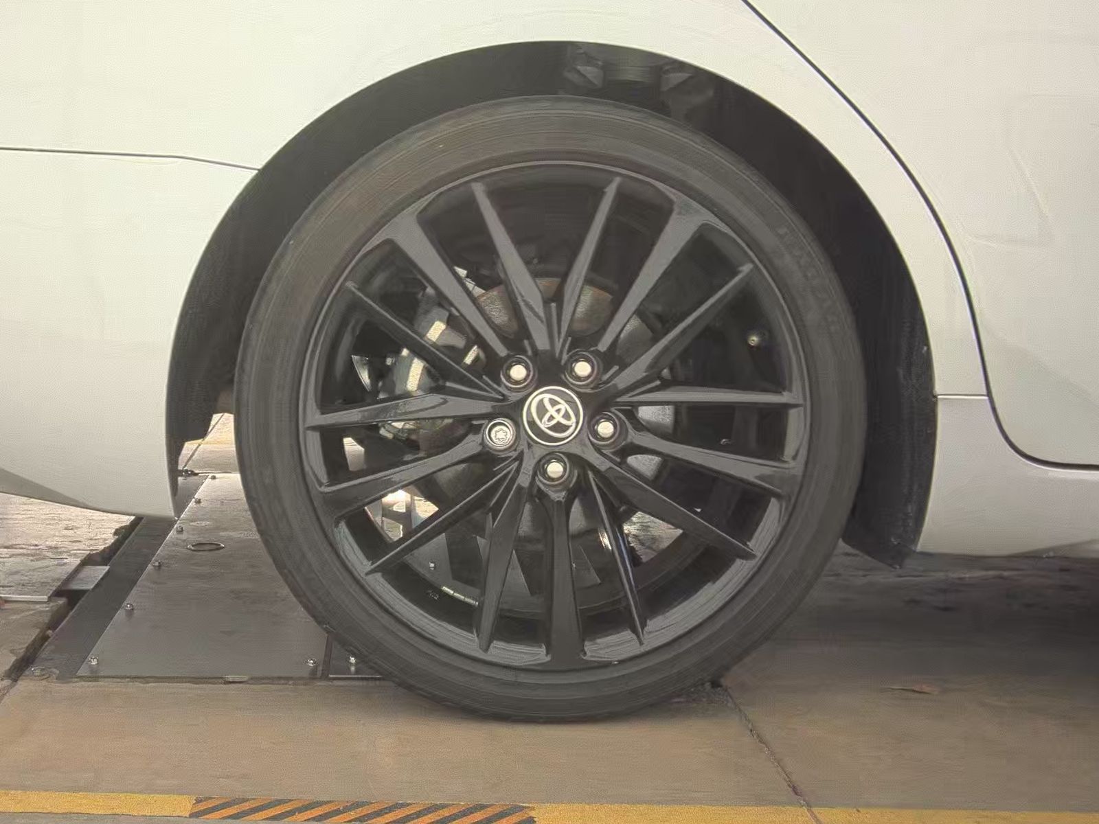 2023 Toyota Camry XSE FWD