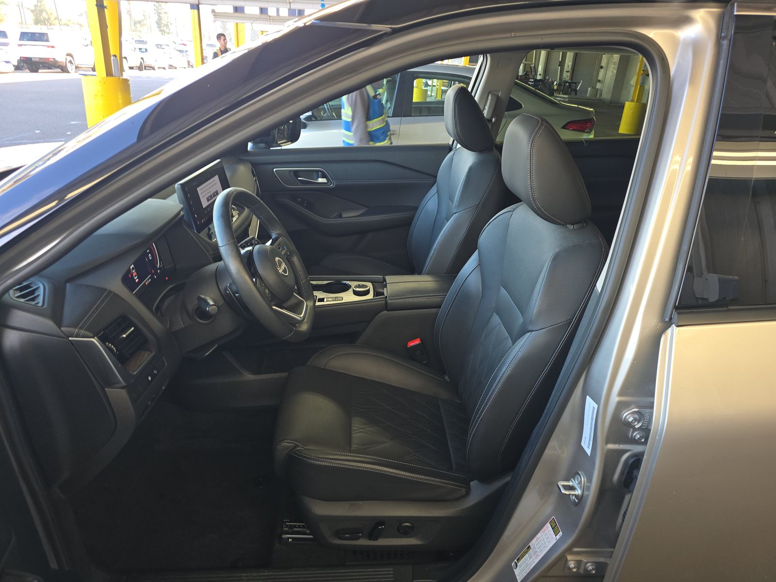 2024 Nissan Rogue Platinum AWD 5382 miles - купить Авто из сша