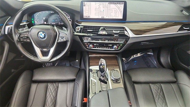 2023 BMW 5 Series 530e xDrive AWD