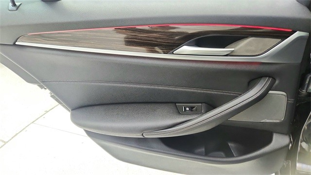 2023 BMW 5 Series 530e xDrive AWD