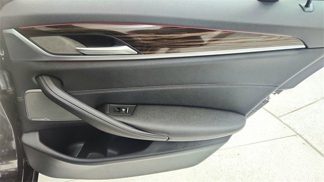 2023 BMW 5 Series 530e xDrive AWD