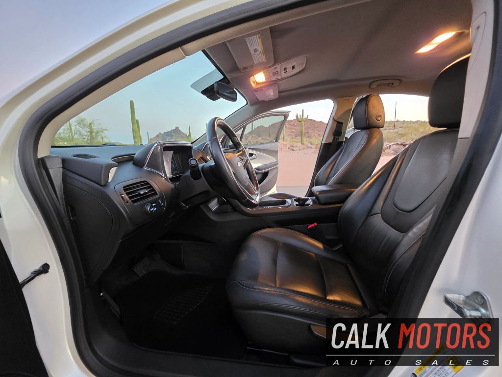 CHEVROLET SEDAN 4D - 10