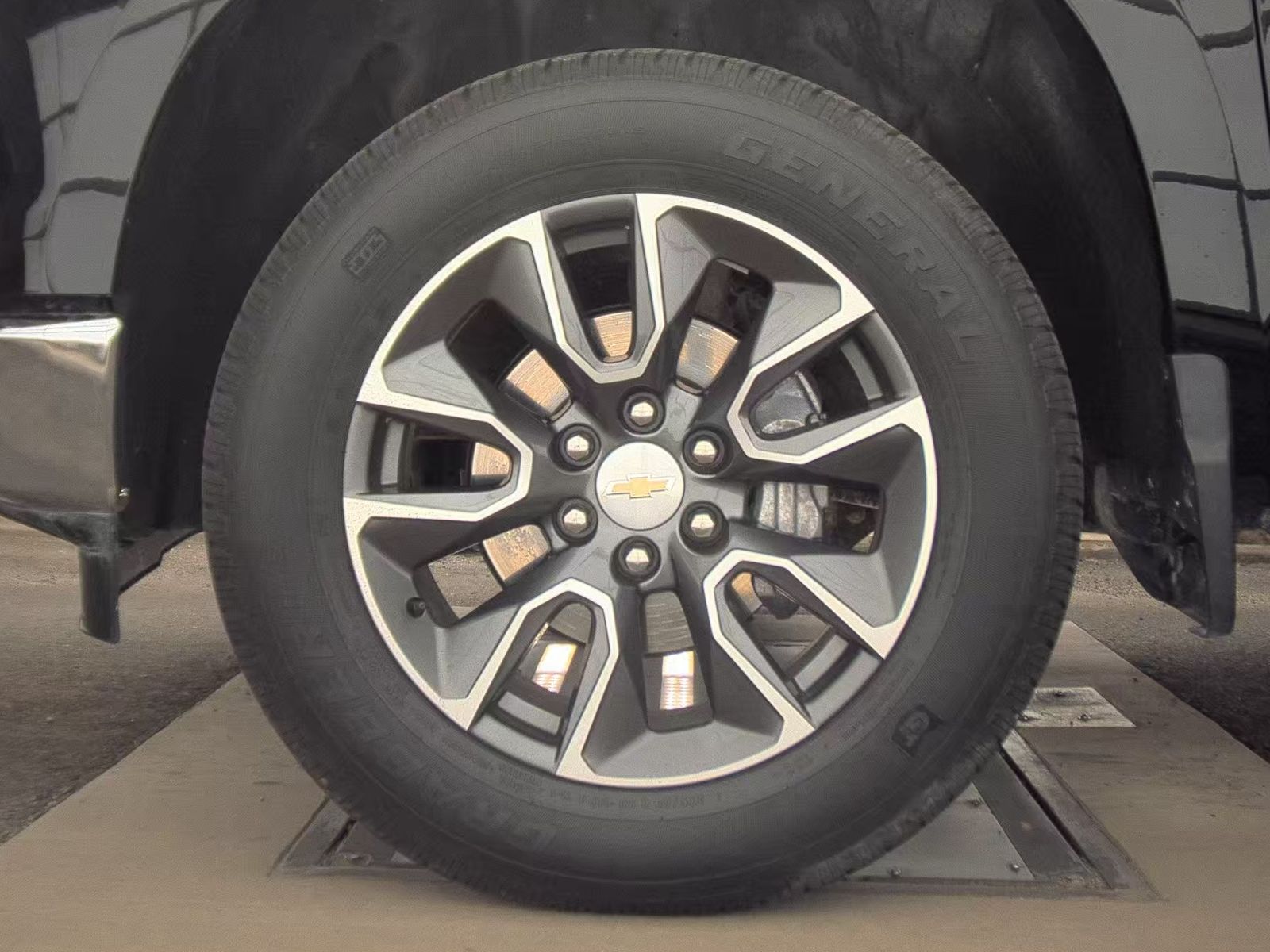 2022 Chevrolet Silverado 1500 LT AWD