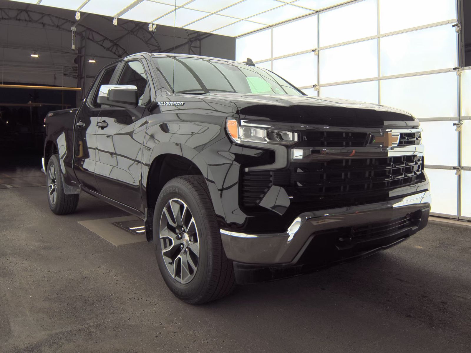 2022 Chevrolet Silverado 1500 LT AWD