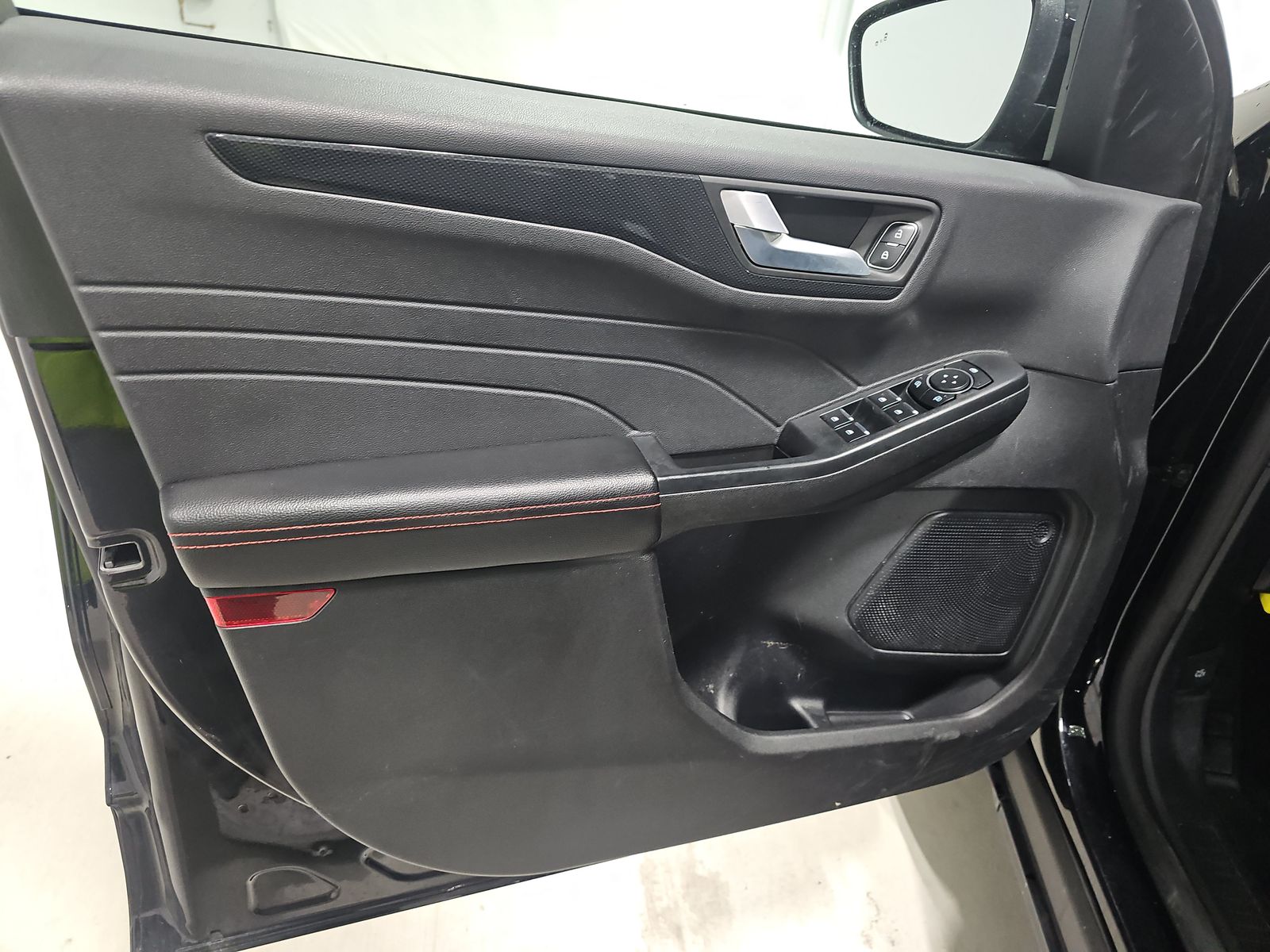 2025 Ford Escape Hybrid ST-Line Elite AWD