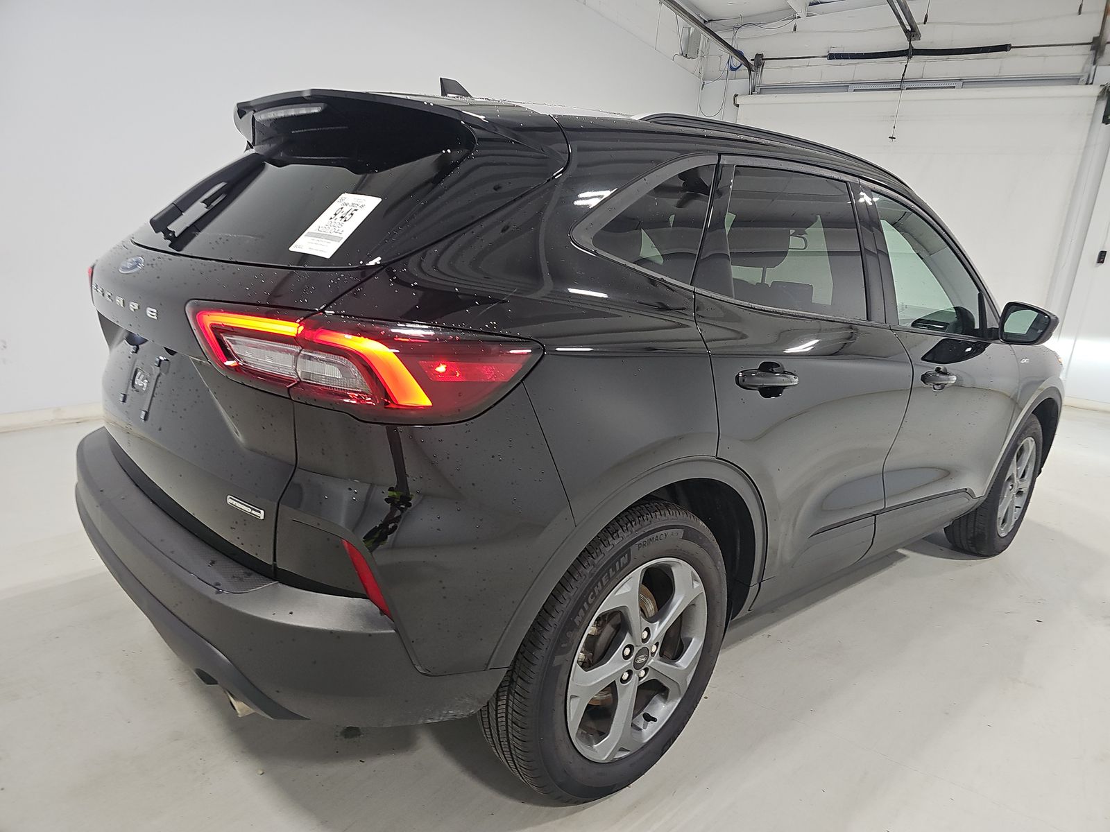 2025 Ford Escape Hybrid ST-Line Elite AWD