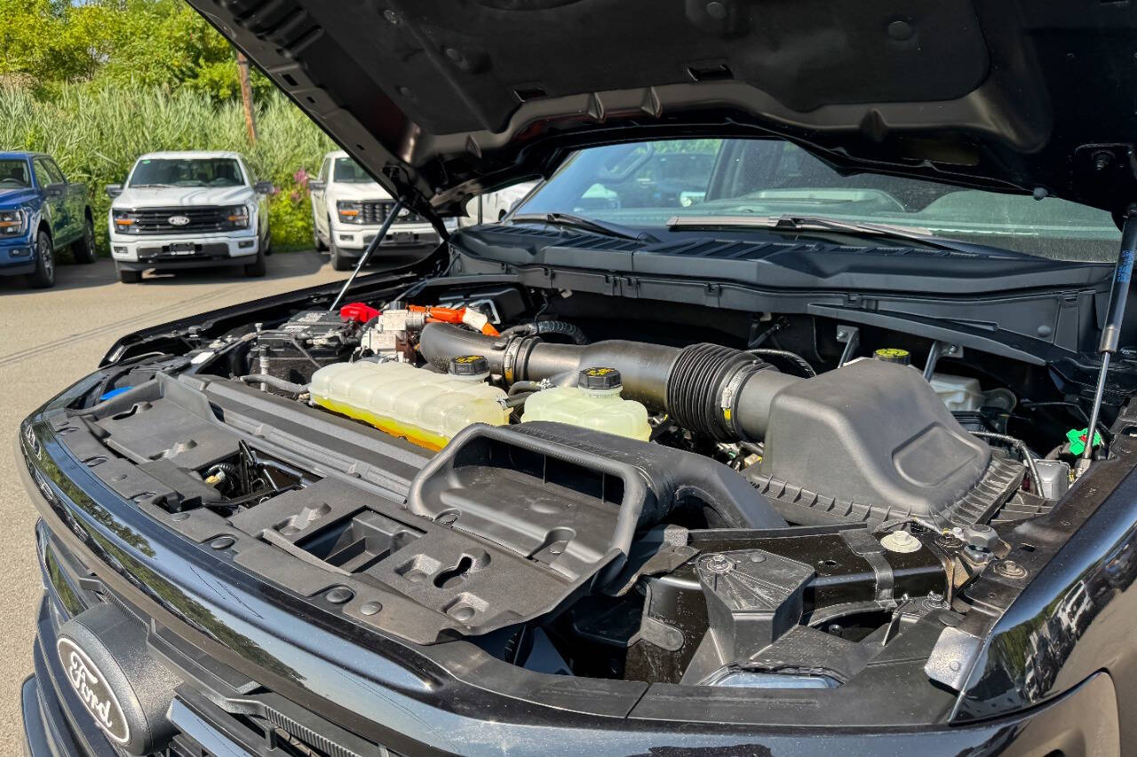 2024 Ford F-150 Hybrid XLT AWD