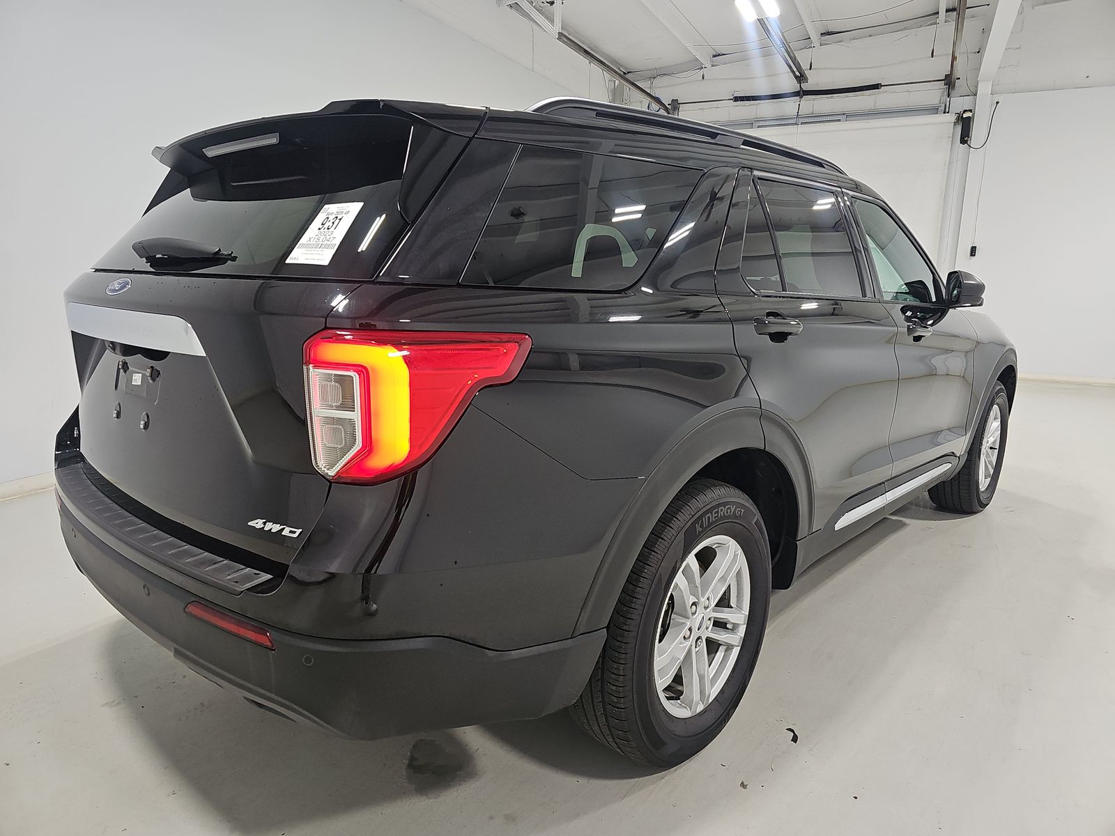 2023 Ford Explorer XLT AWD