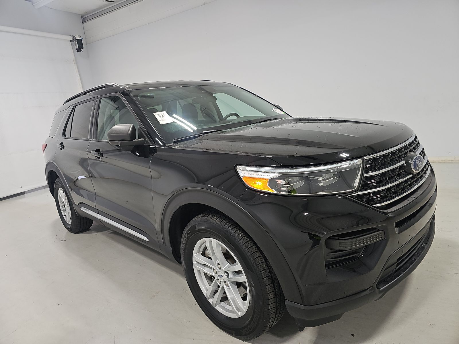 2023 Ford Explorer XLT AWD