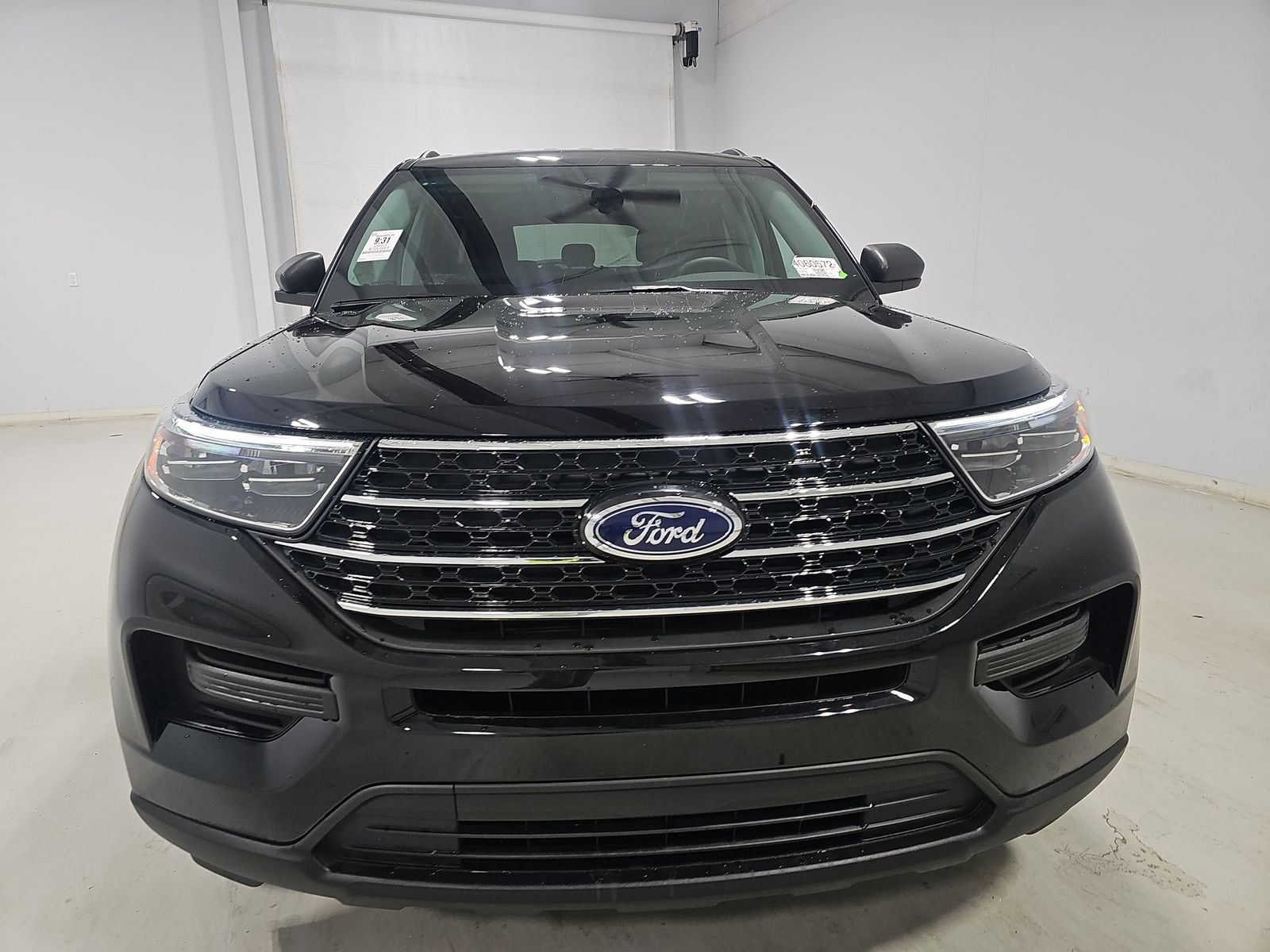 2023 Ford Explorer XLT AWD
