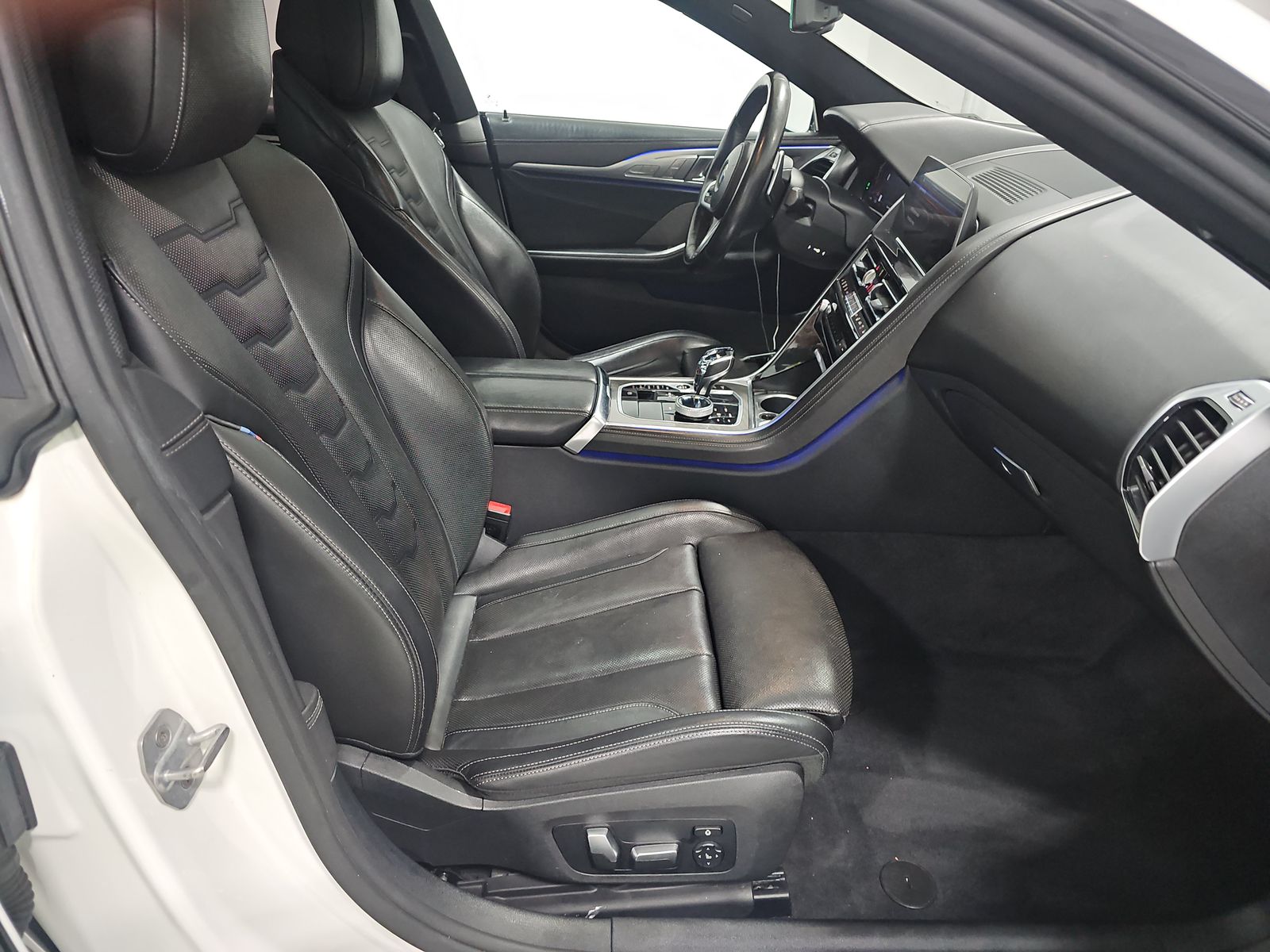 2020 BMW 8 Series 840i xDrive AWD