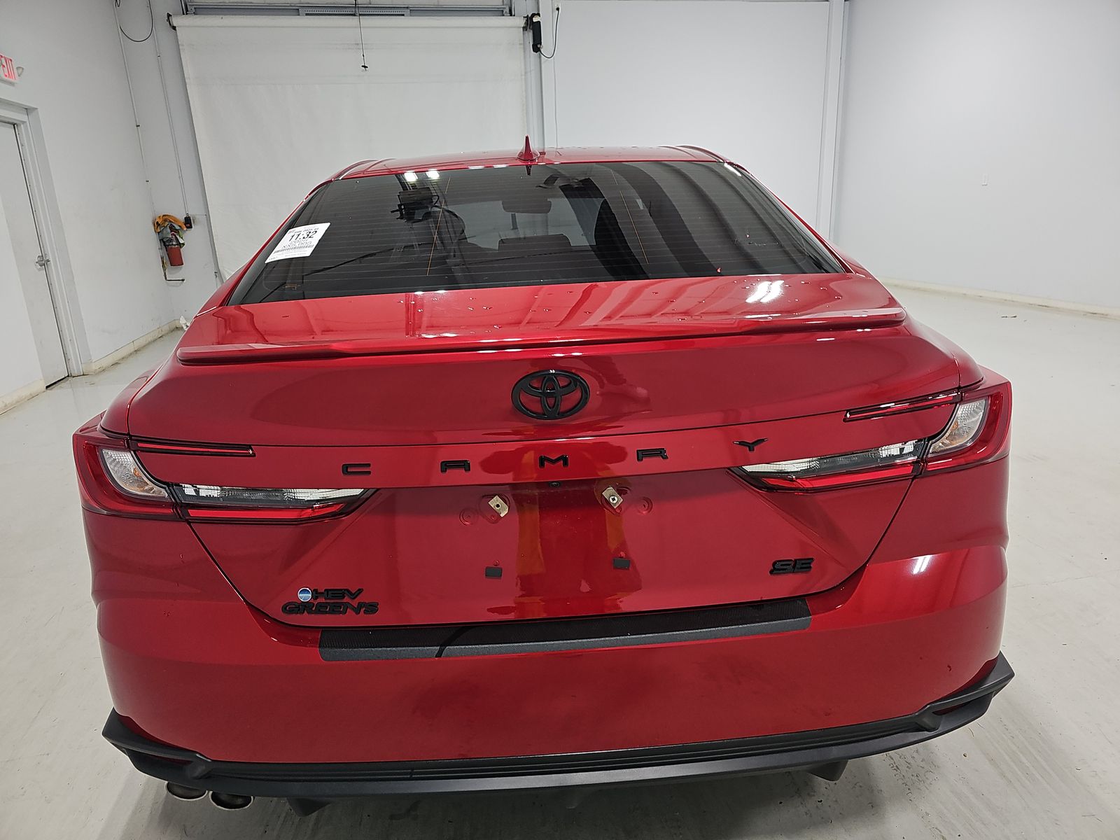 2025 Toyota Camry SE FWD