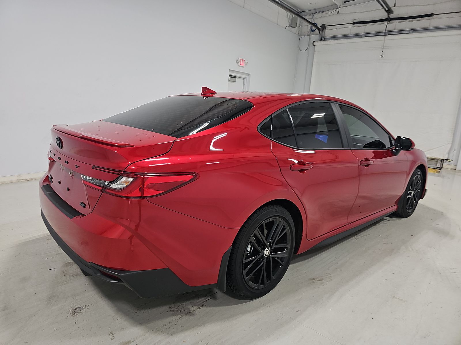 2025 Toyota Camry SE FWD