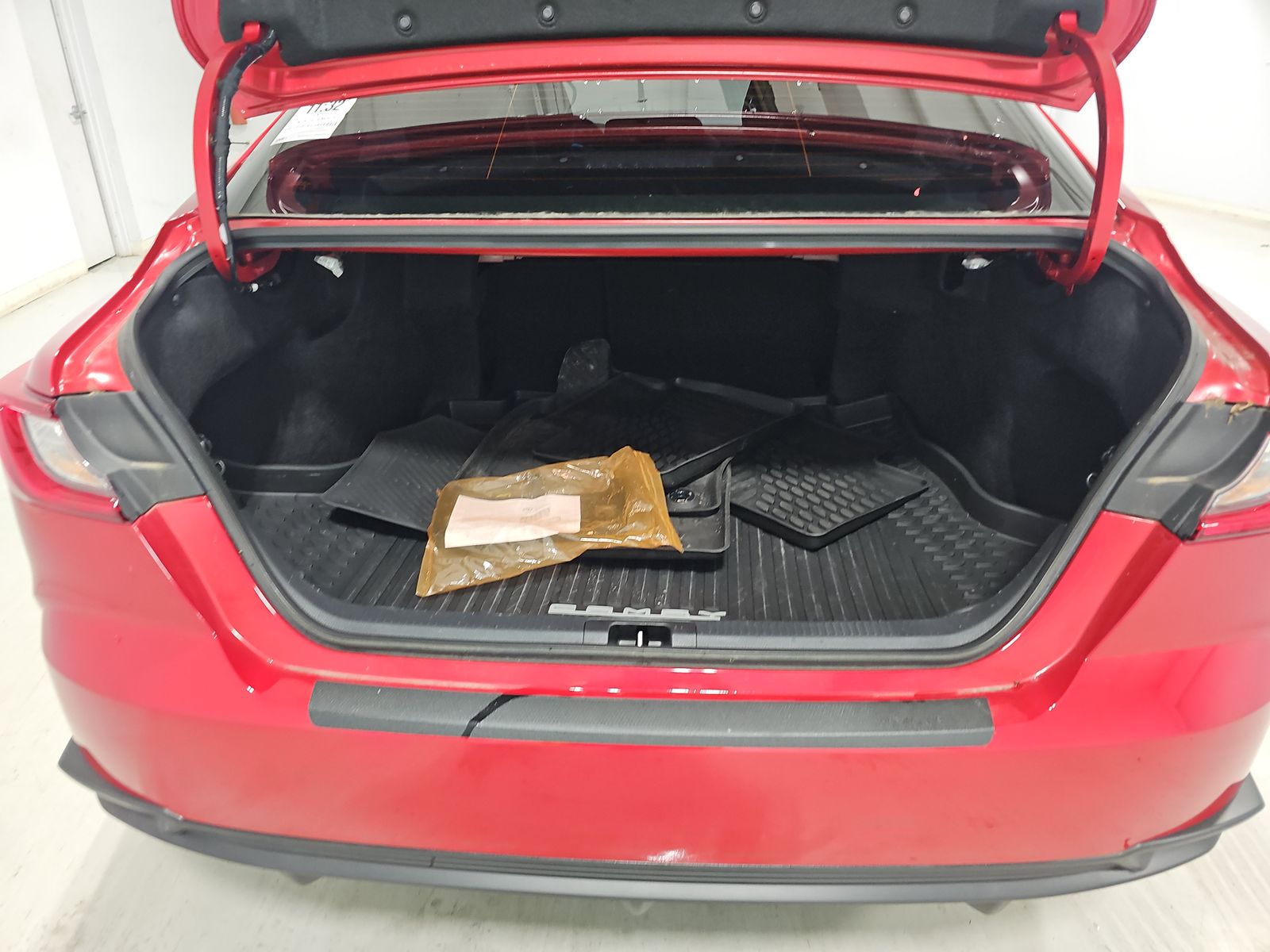 2025 Toyota Camry SE FWD