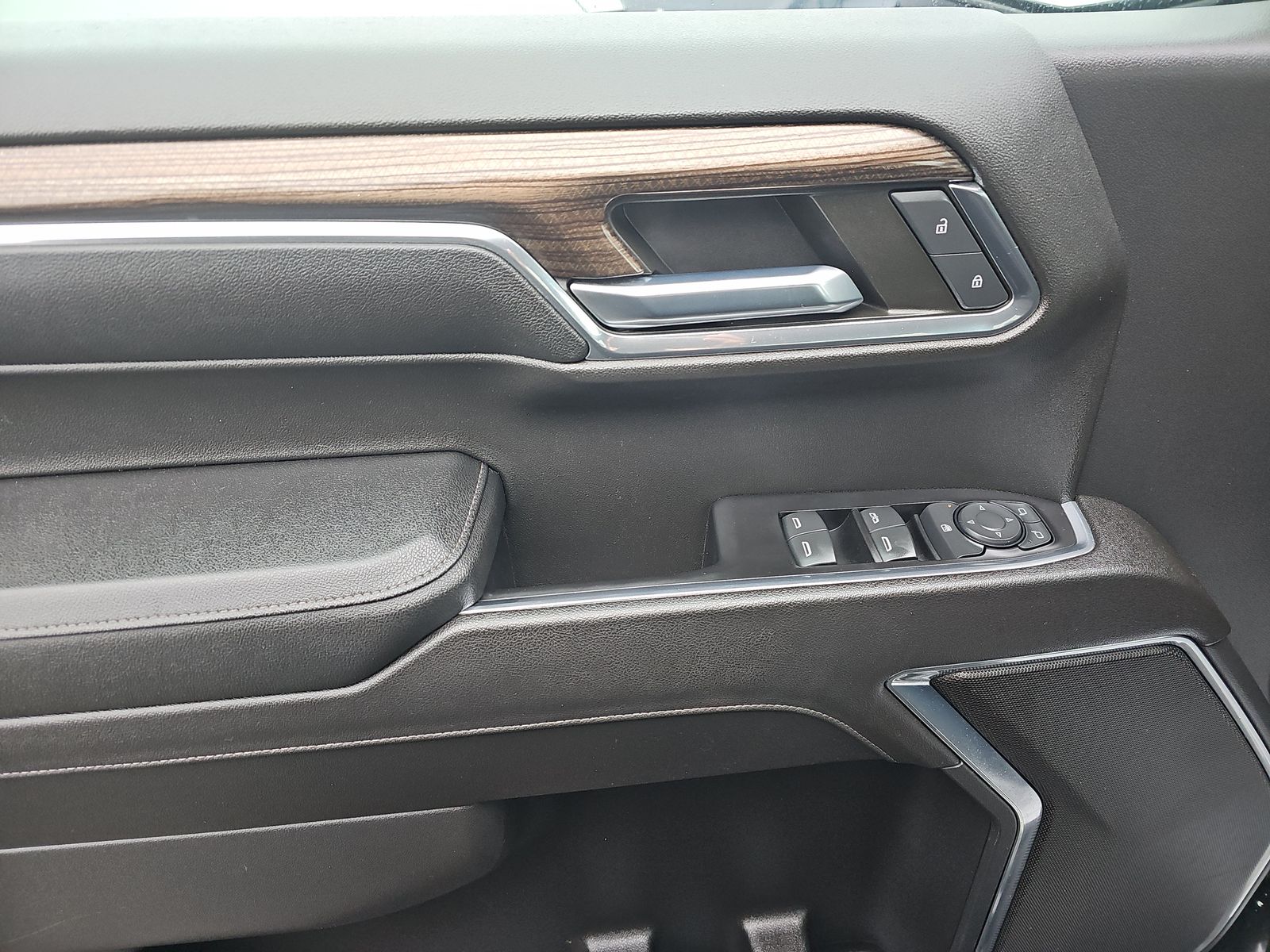 2023 Chevrolet Silverado 1500 RST AWD