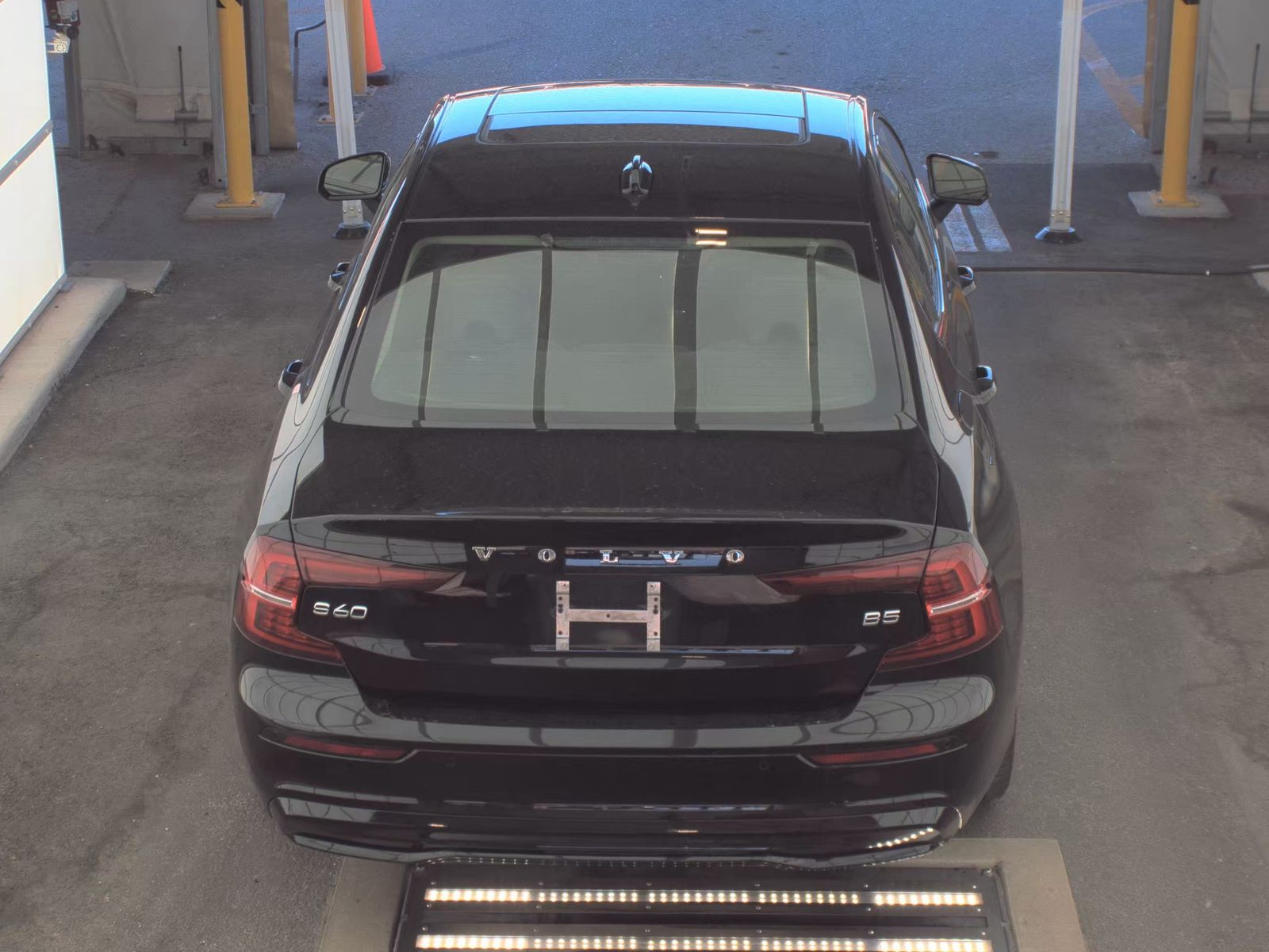 2024 Volvo S60 B5 Plus FWD