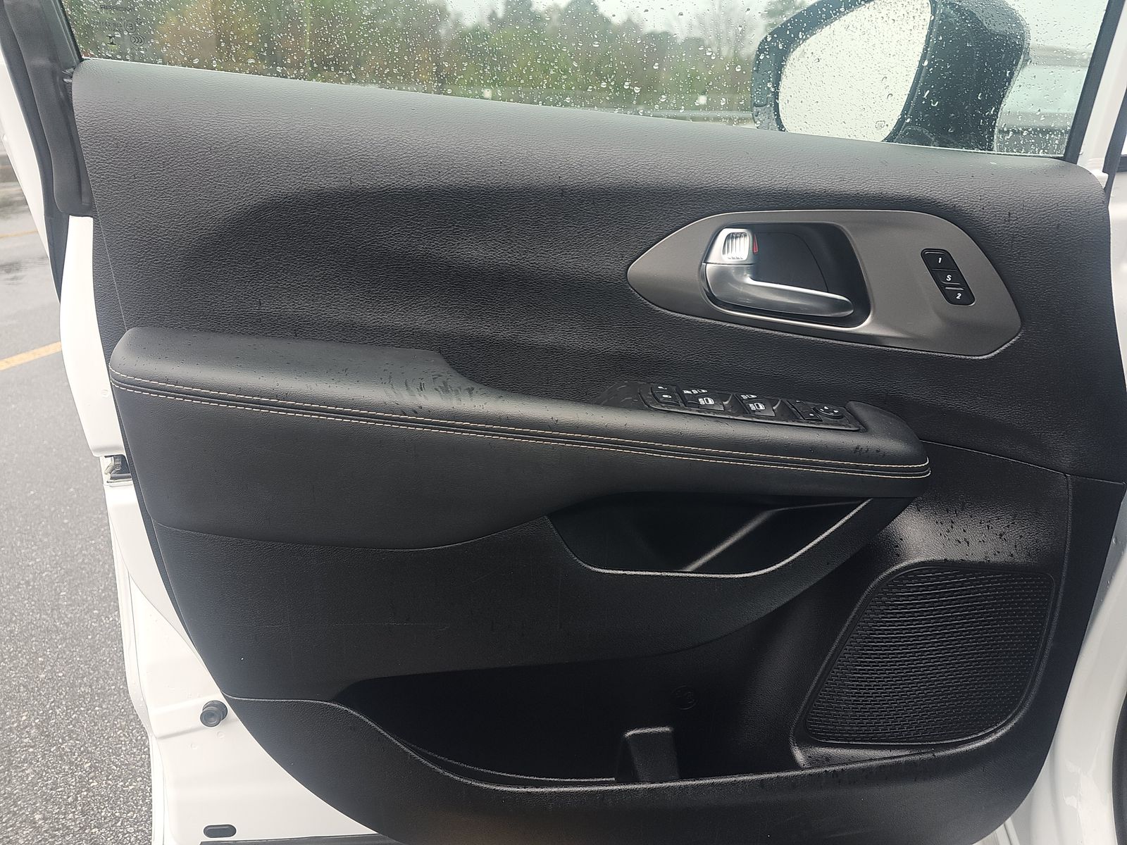 2025 Chrysler Pacifica Select FWD