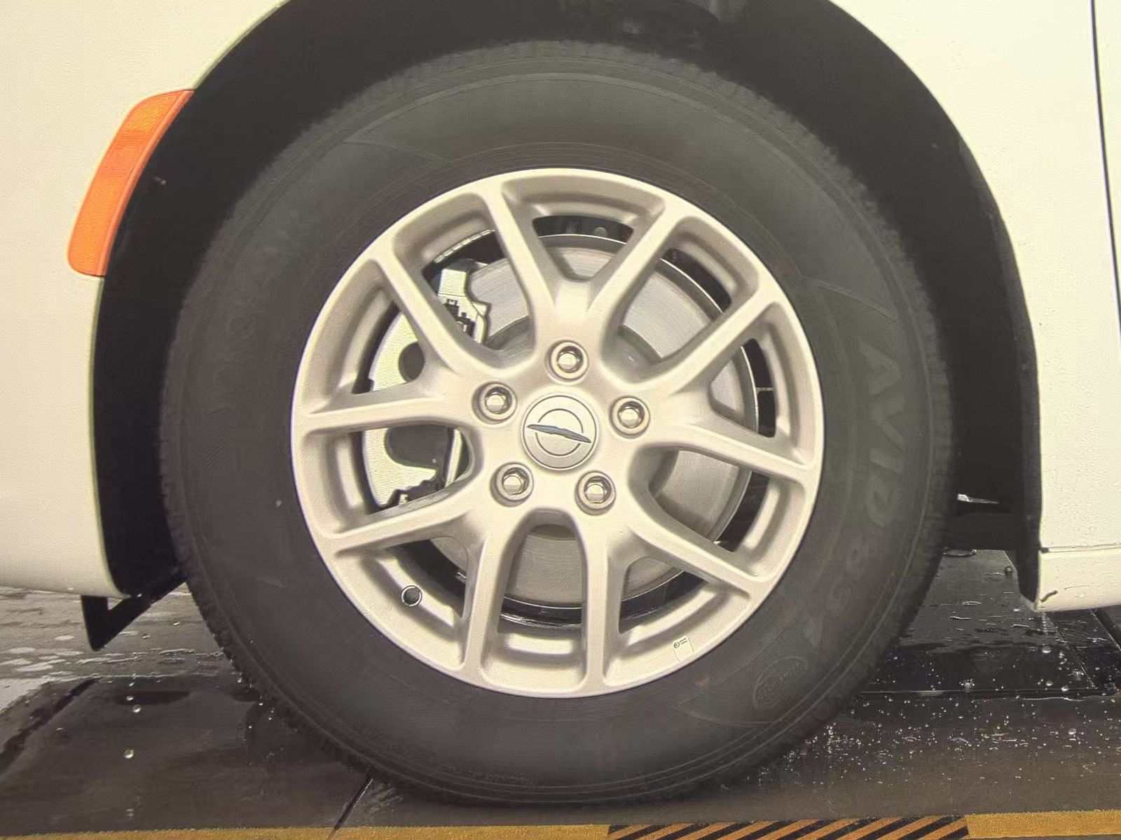 2025 Chrysler Pacifica Select FWD