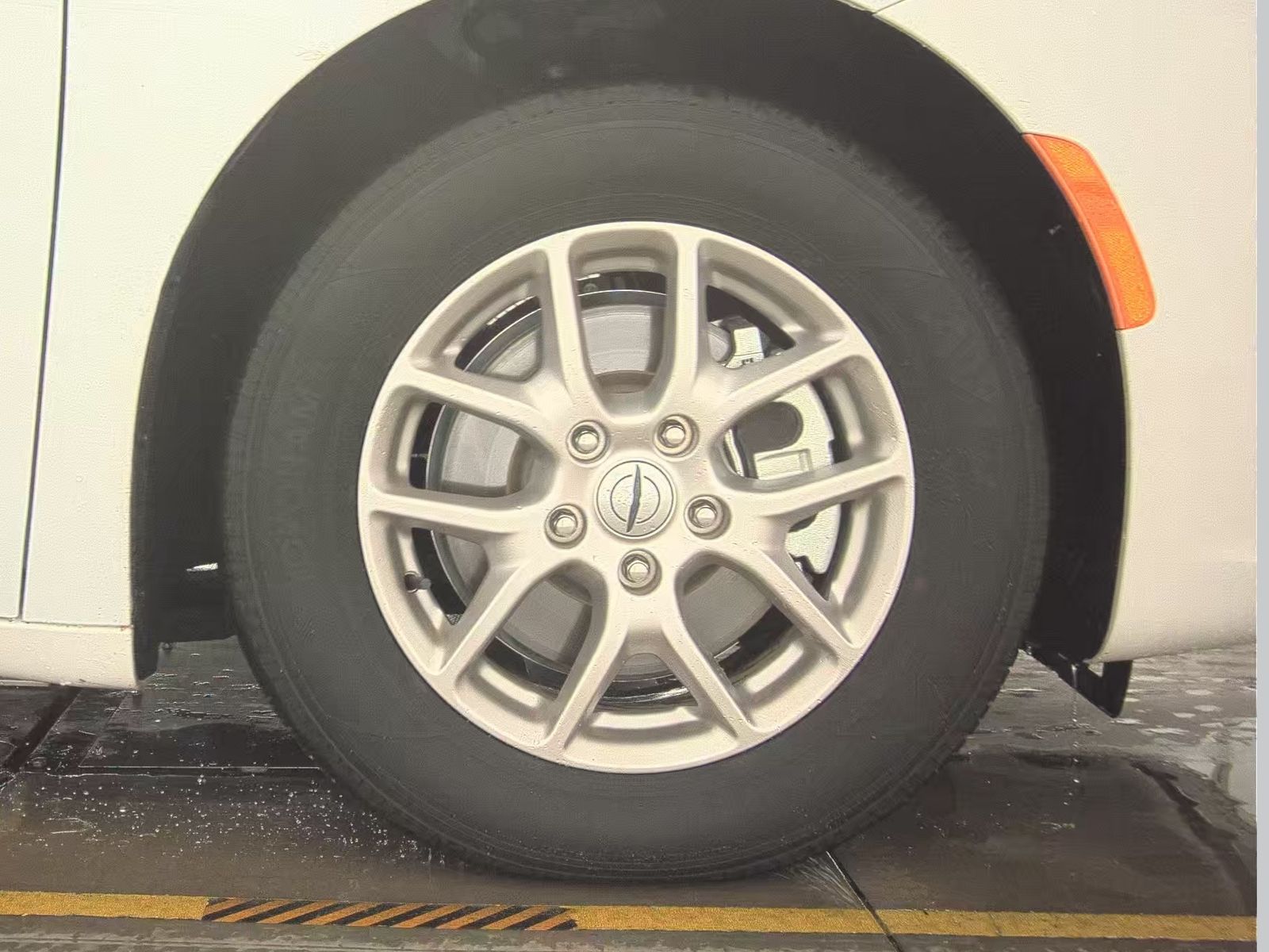 2025 Chrysler Pacifica Select FWD