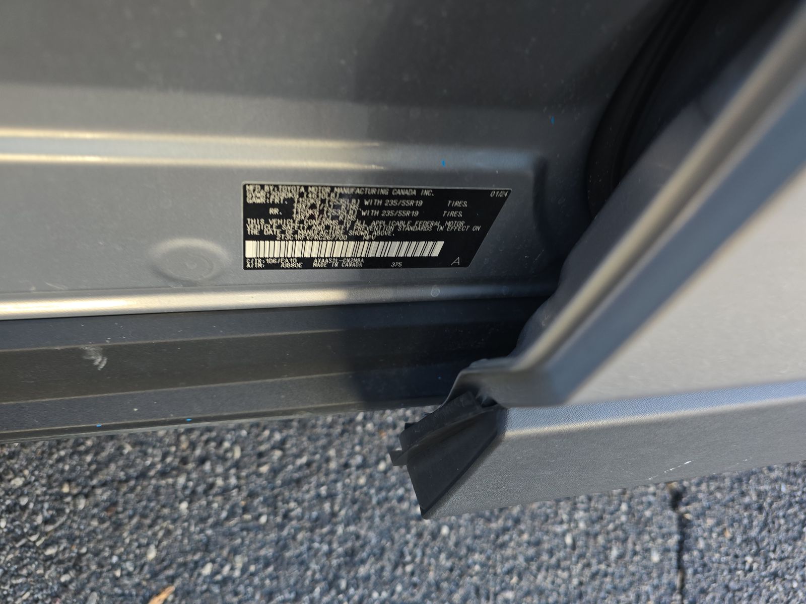 2024 Toyota RAV4 XLE Premium FWD