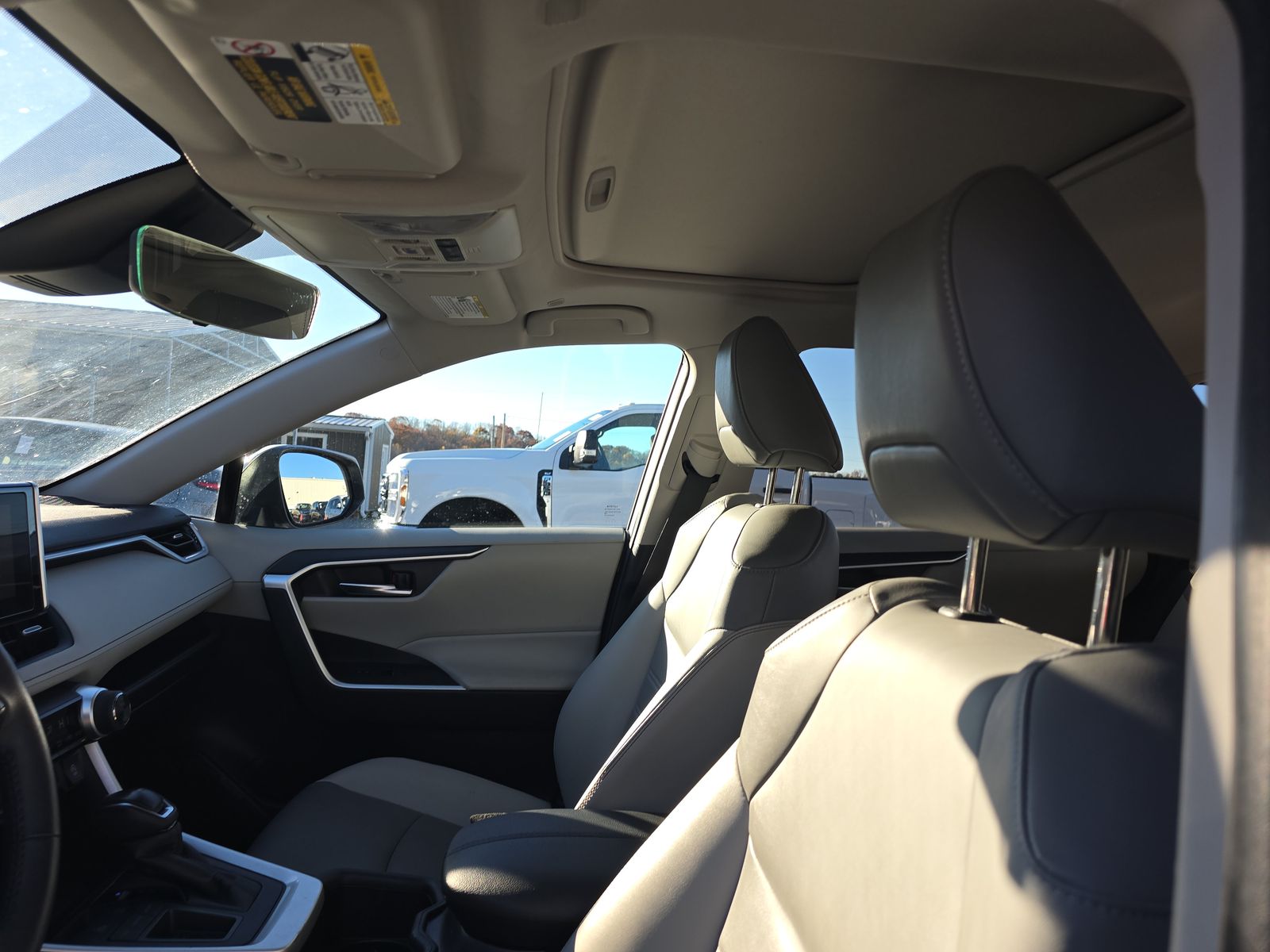 2024 Toyota RAV4 XLE Premium FWD