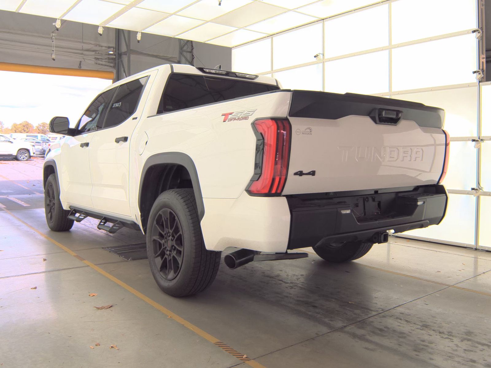 2023 Toyota Tundra SR5 AWD